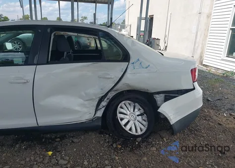 2009 Volkswagen Jetta S from USA, damaged, VIN 3VWJM71K09M091585